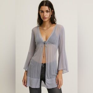 Viamode Sheer Lavender Silk‎ Tie-Front Bell Sleeve Top  Sz. S